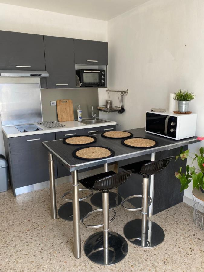 Les Lilas Hyères Exterior foto